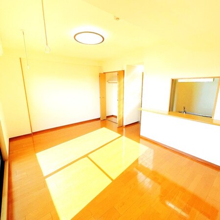 新田東レジデンスの物件内観写真